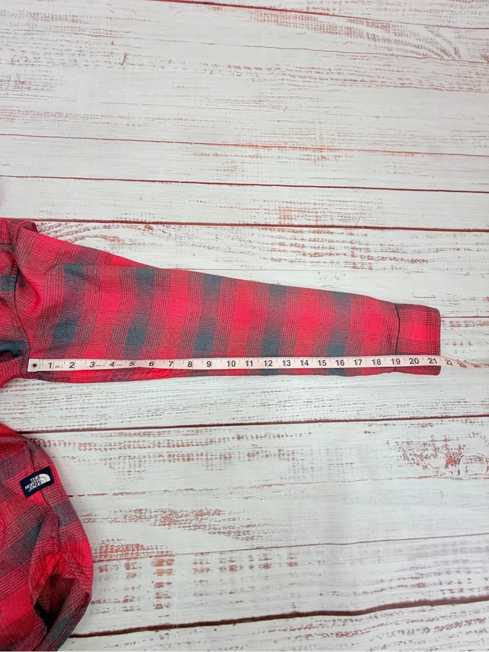 North Face Men’s Small Red Plaid Lightweight Flannel Long Sleeve Shirt